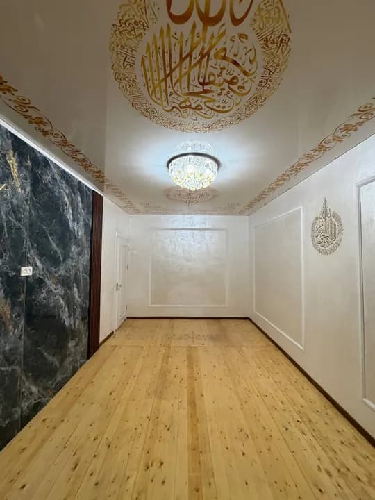An apartment for sale near the Sheikh Market