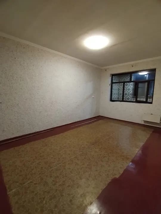 3-Honali brick ui sotiladi