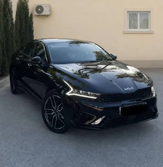 Kia K5 sotiladi
