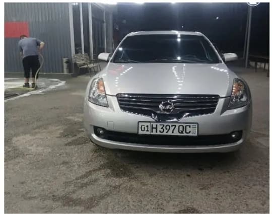 Nissan sotiladi Avtomat 2008