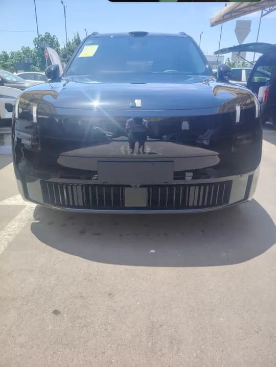 Linco 900 2.0T full pozitsa srochna sotiladi