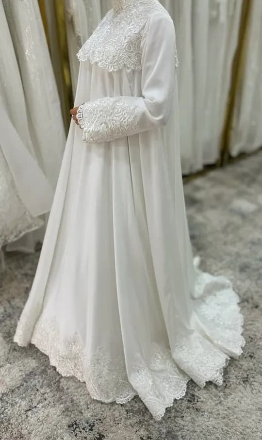 Asmo nomli abaya kelin libosi