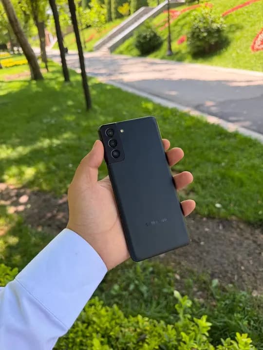 Samsung S21 plus 5G sotiladi