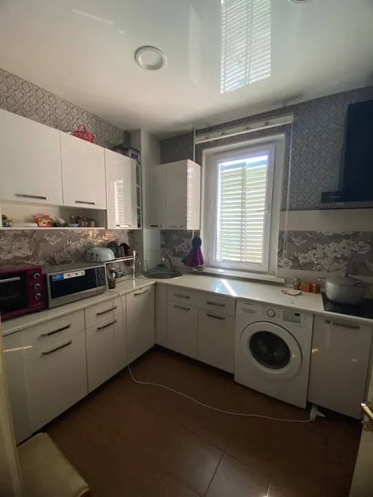Rent in a chilanyard to girls