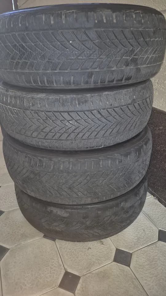 I will sell used cylinders of the Trekman brand