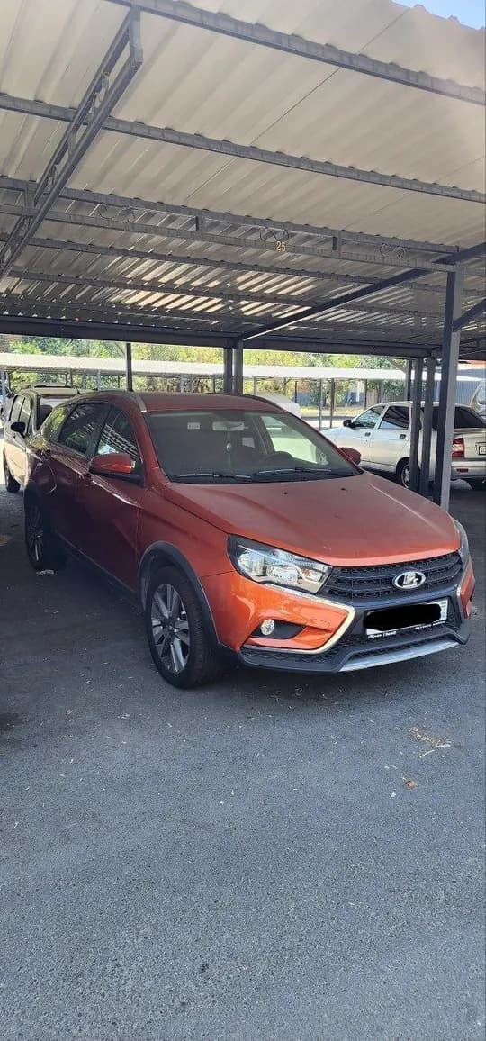 Lada Vesta SW sotiladi