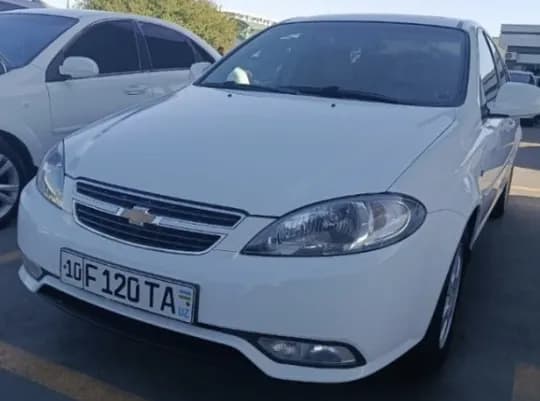 Gentra sotiladi Avtomat