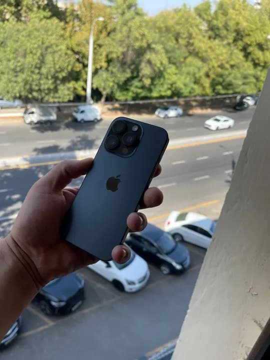 Iphone 16 pro 256Gb sotiladi