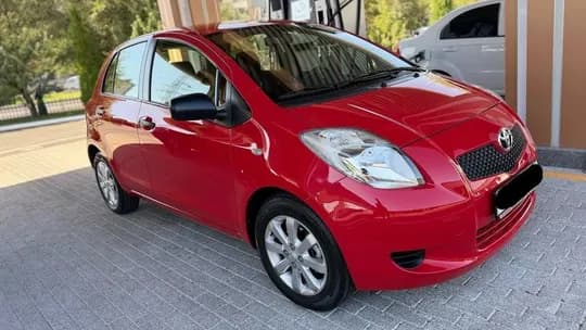 Toyota Yaris sotiladi