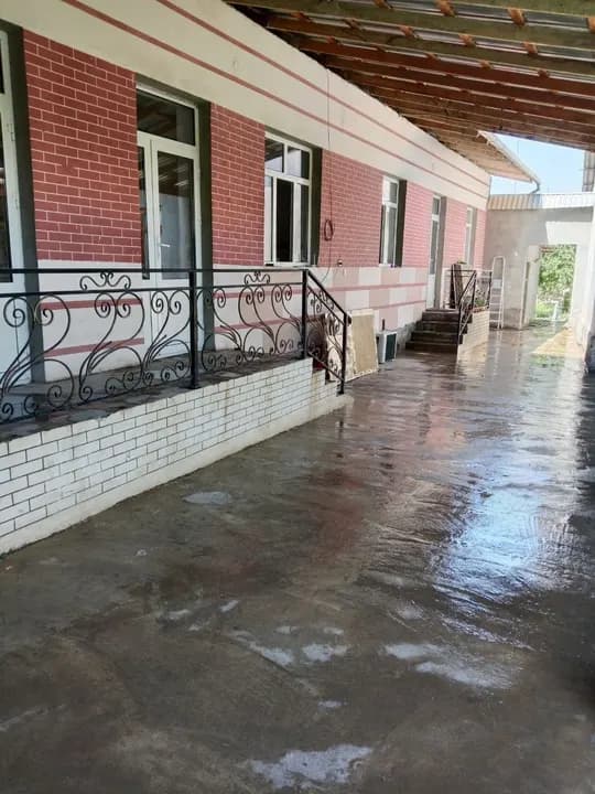 hovli sotiladi 2.7 sotix