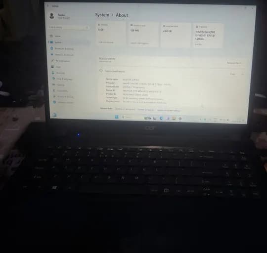 Продается ноутбук Acer.