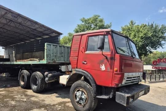 Kamaz sotiladi 1982 yil