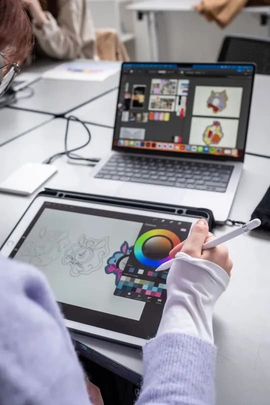 Social Prime marketing agency needs a graphic designer