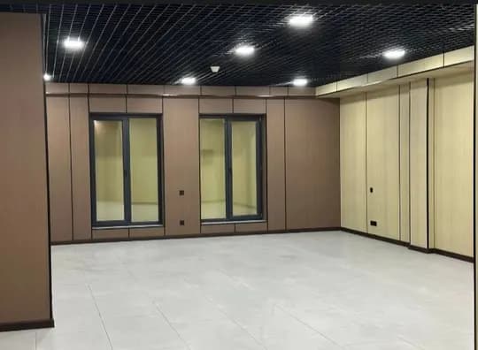 Darxon Avenyudan ofis uchun joy ijaraga beriladi 100m^2
