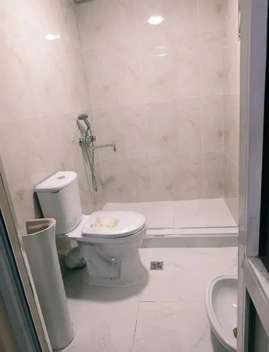 Ijara uyning 2 xonasi beriladi