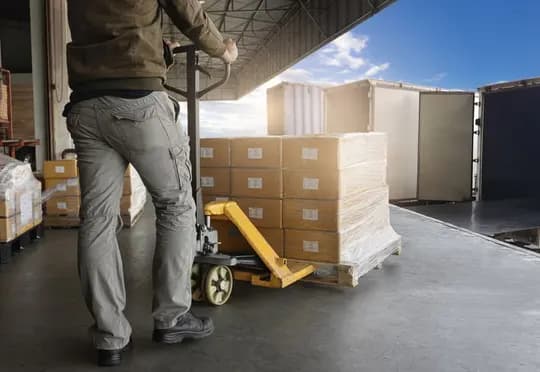 Компании Smart Global Distribution нужны грузинские парни.
