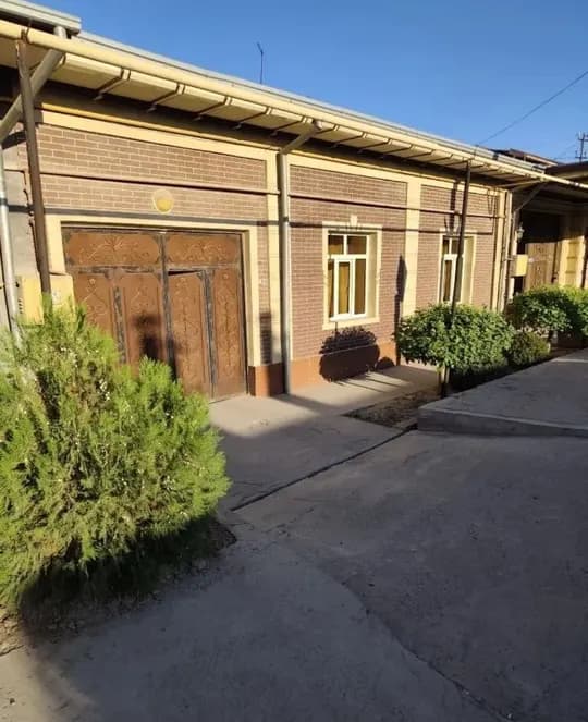 House for sale in Hasanboy for the price of land