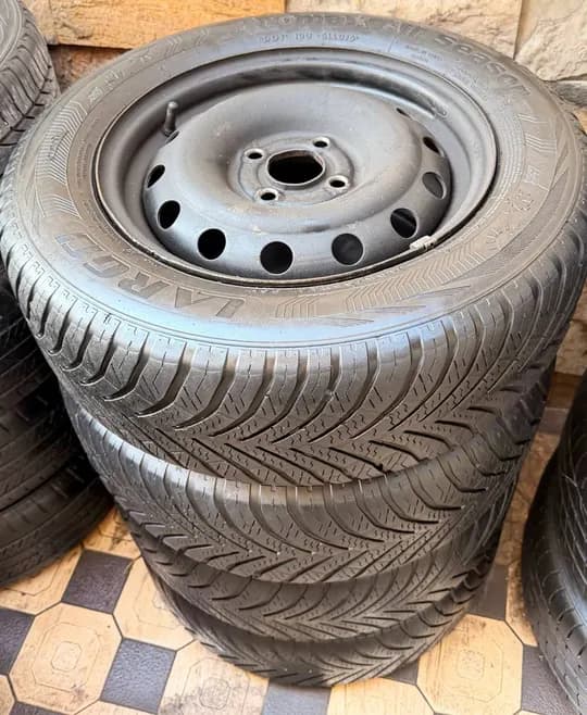 R14/185:65 largo all season tire