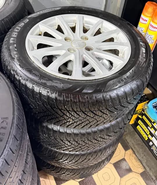 Cobalt R15/195/60 all season ketadi