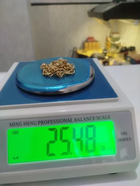 tilla .zanzhir.25.48gr 750 sample Italy uzuk 12 .29gr 750 sample Italy. brilliant Halka .bilak uzukrilyant