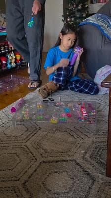 245,000 soums The best gift for girls Now your daughter can style her own hair
