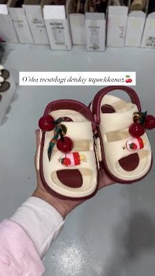 Children's shoes